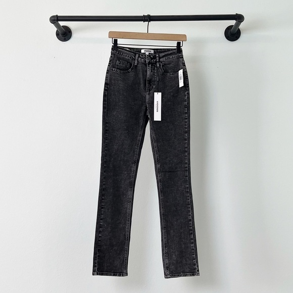 NWT Vigoss Ace Straight Leg High Rise Jeans in Washed Black - Picture 4 of 10